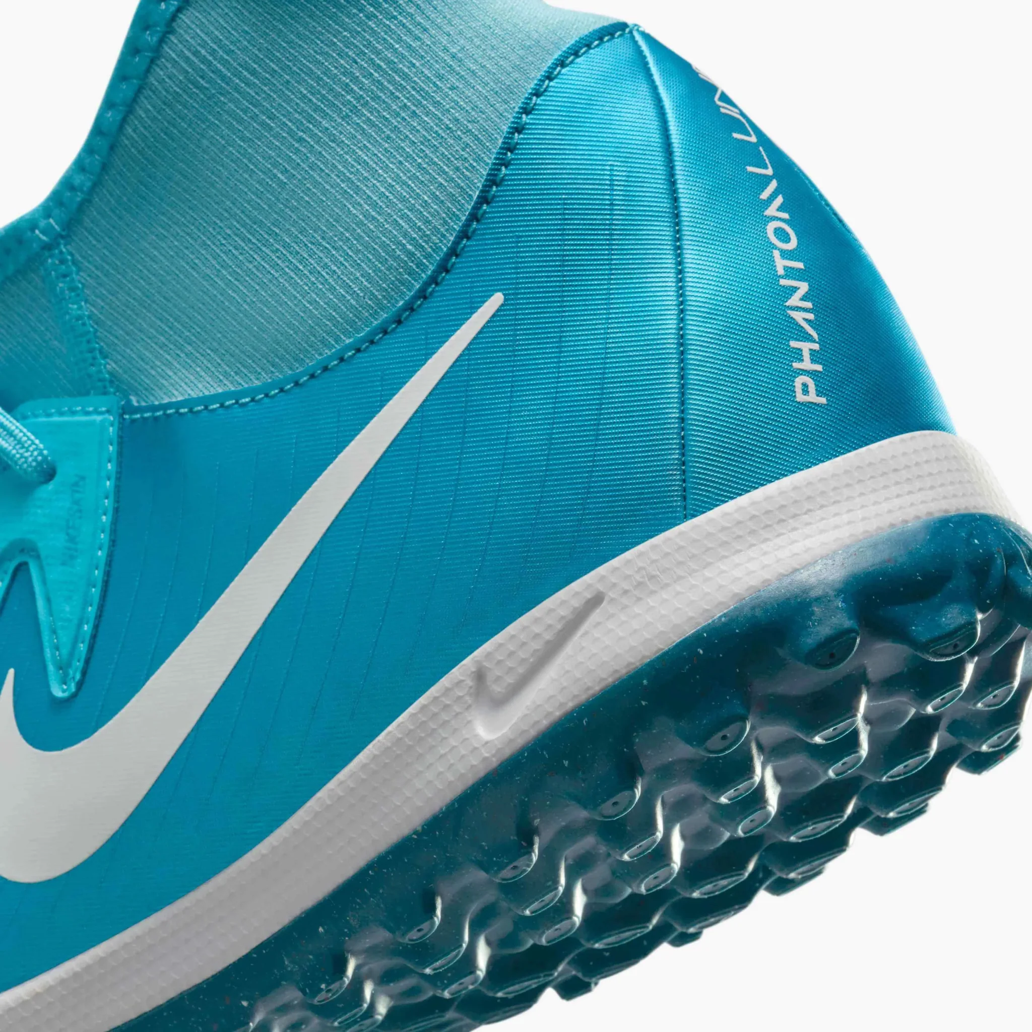 Nike Phantom Luna II Academy Turf - Mad Ambition Pack (FA24) - Image 8
