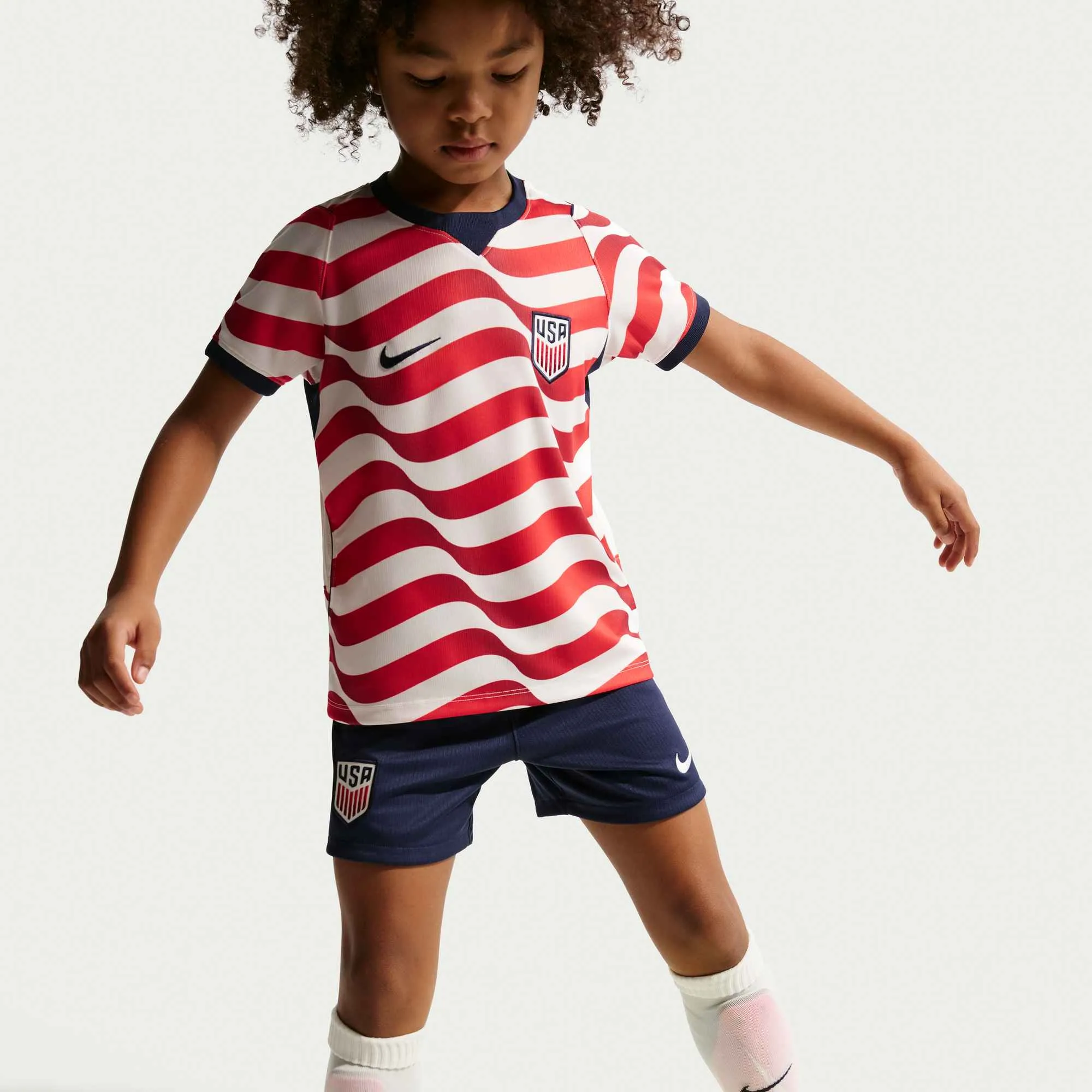 Nike 2026-27 USMNT Little Kid's Stadium Home Kit - Image 3