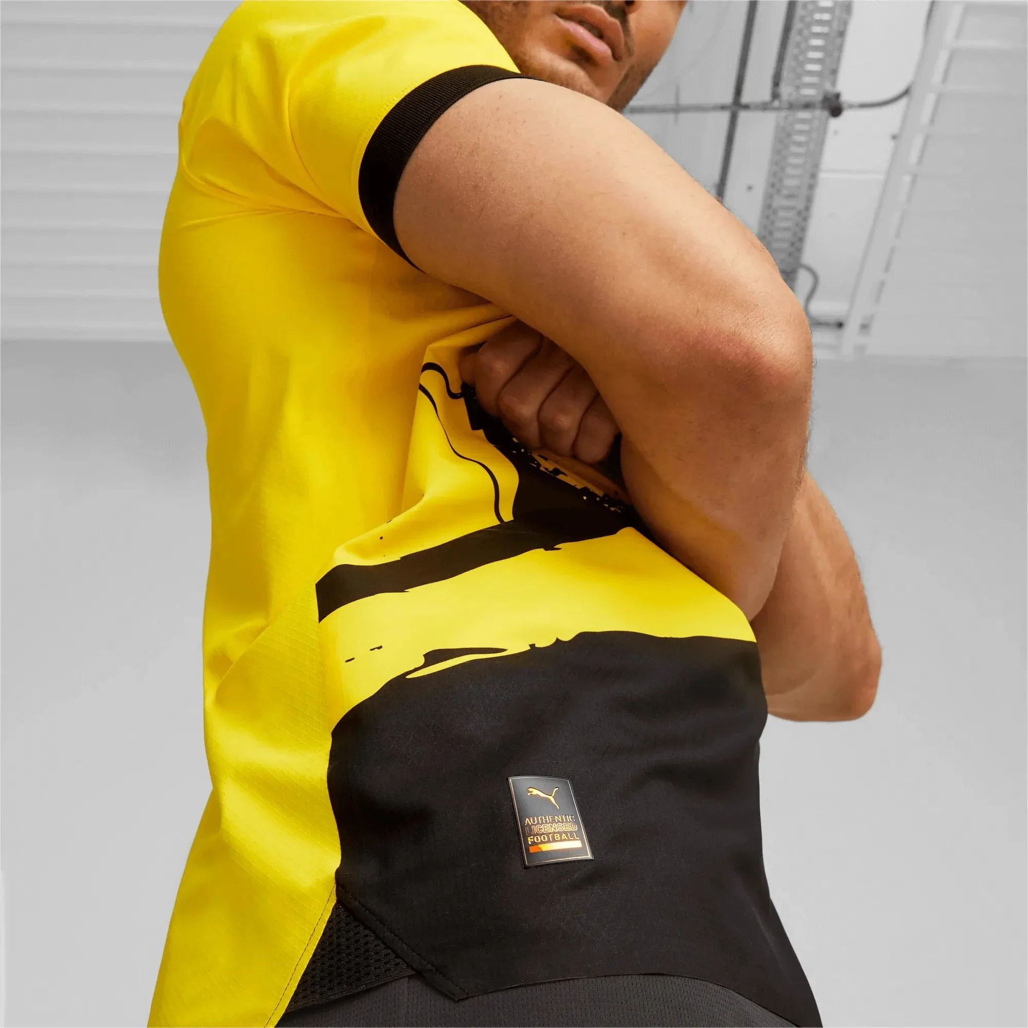 Puma 2023-24 Borussia Dortmund Men's Authentic Match Home Jersey - Image 6