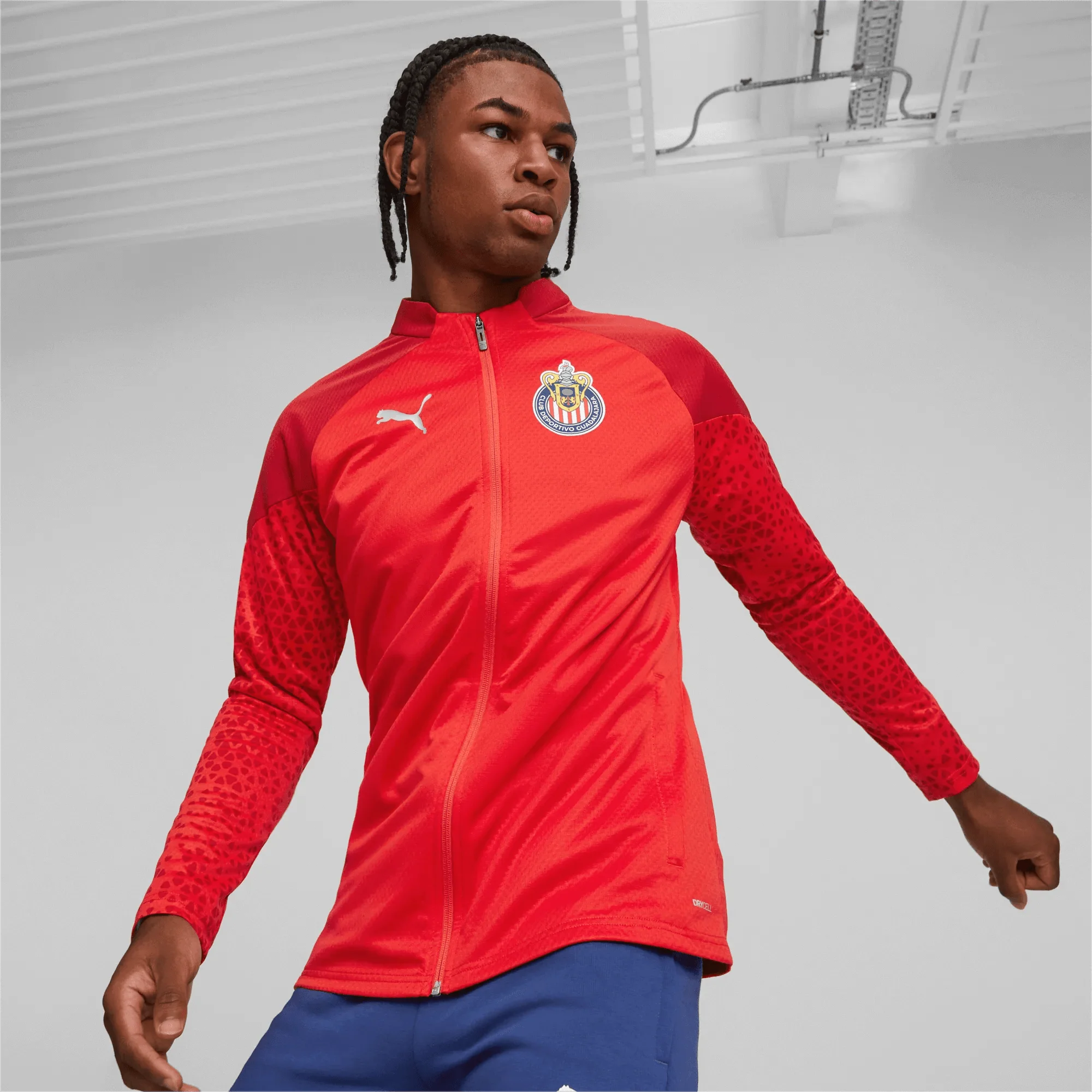 Puma 2023-24 Chivas Men's Home Training Jacket - Image 3