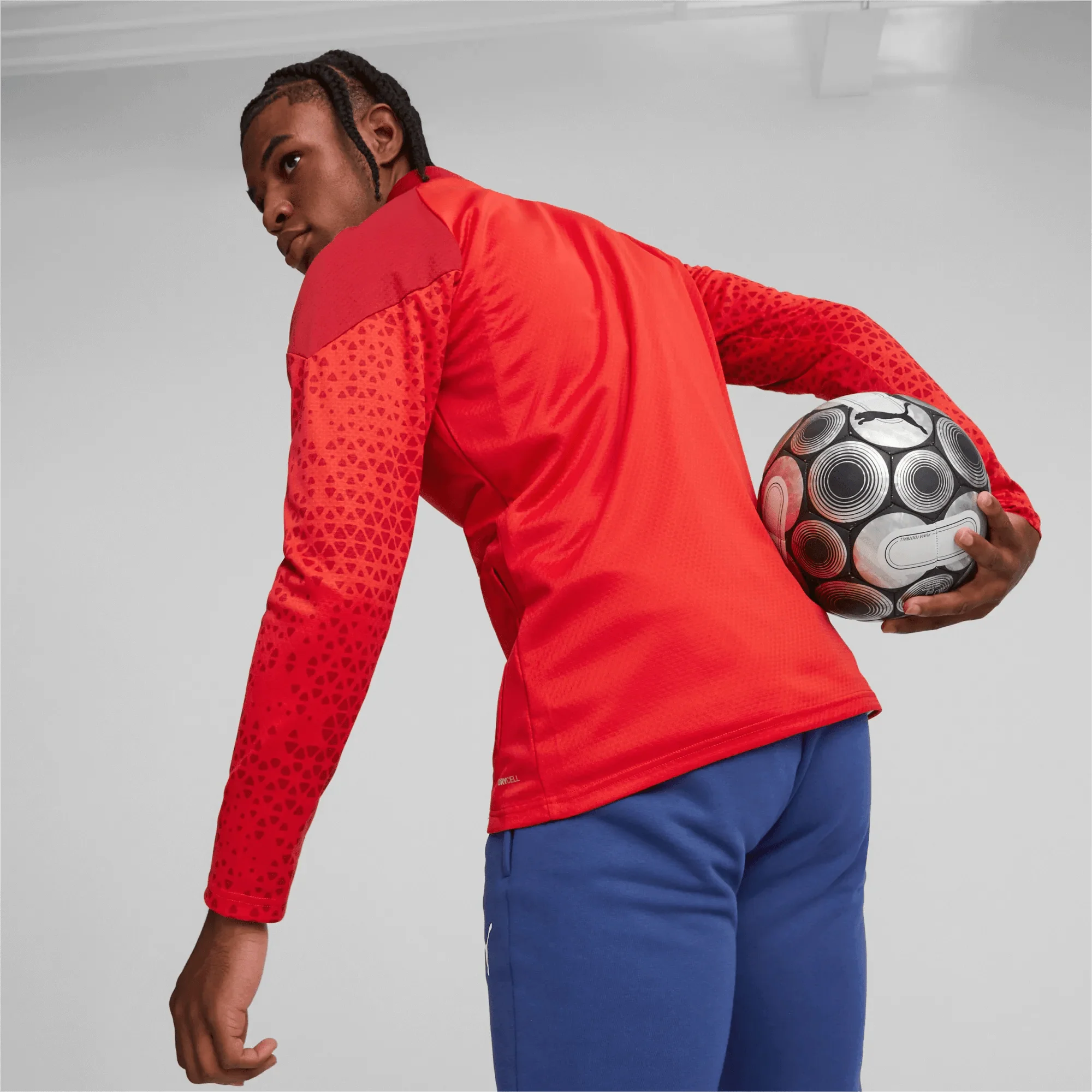Puma 2023-24 Chivas Men's Home Training Jacket - Image 4