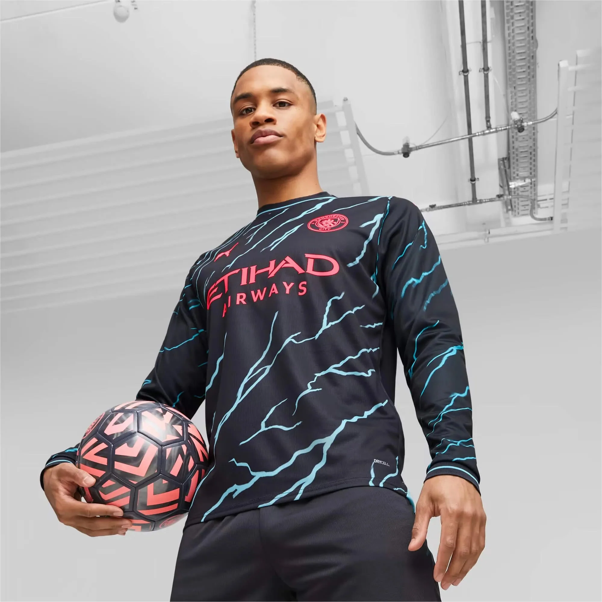 Puma 2023-24 Manchester City Men's Stadium Third Long-Sleeve Jersey - Image 9