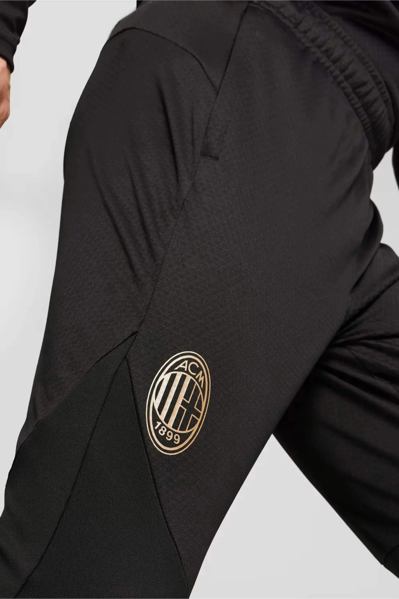 Puma 2024-25 AC Milan Men's Training Pants - Image 5