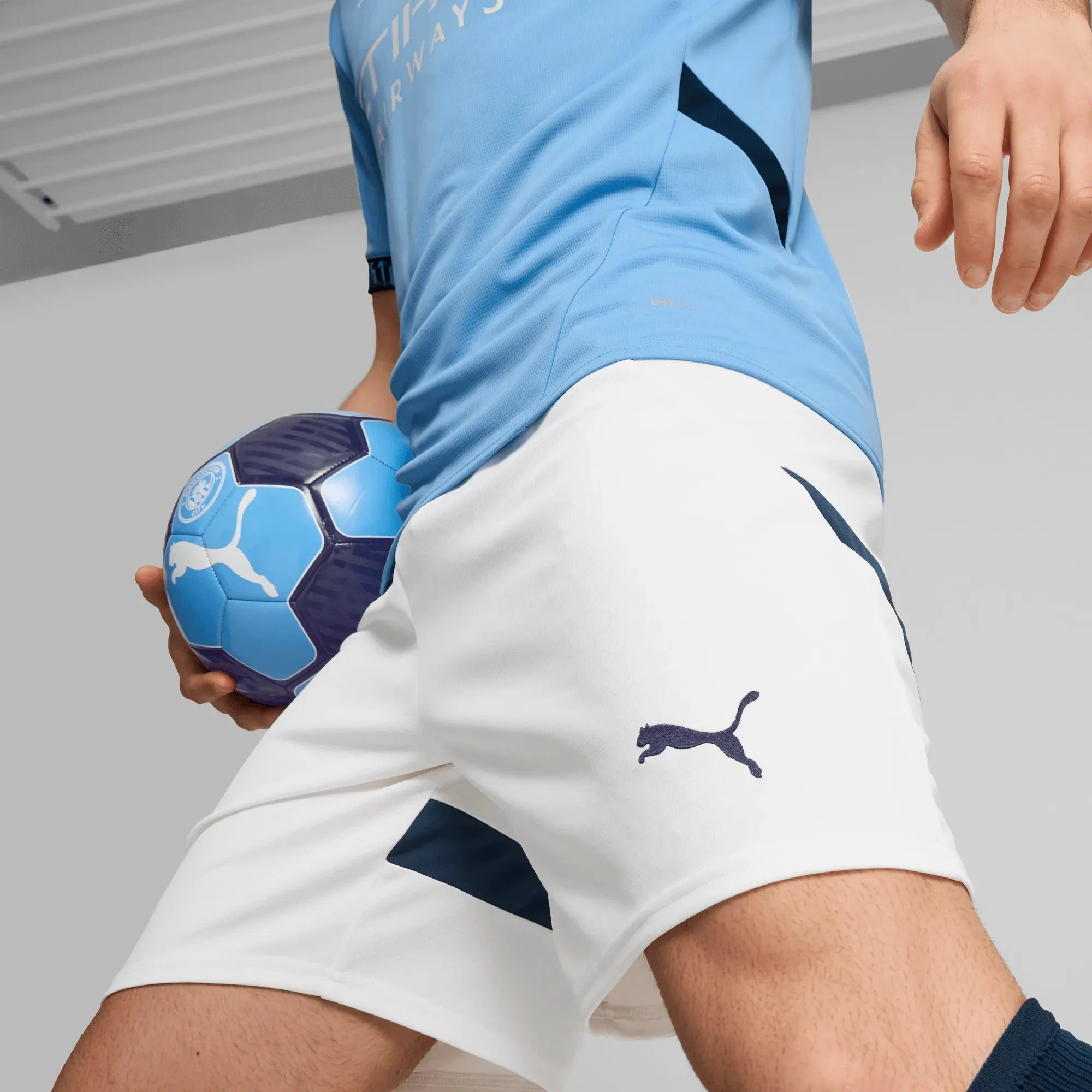 Puma 2024-25 Manchester City Men's Stadium Home Shorts - Image 4
