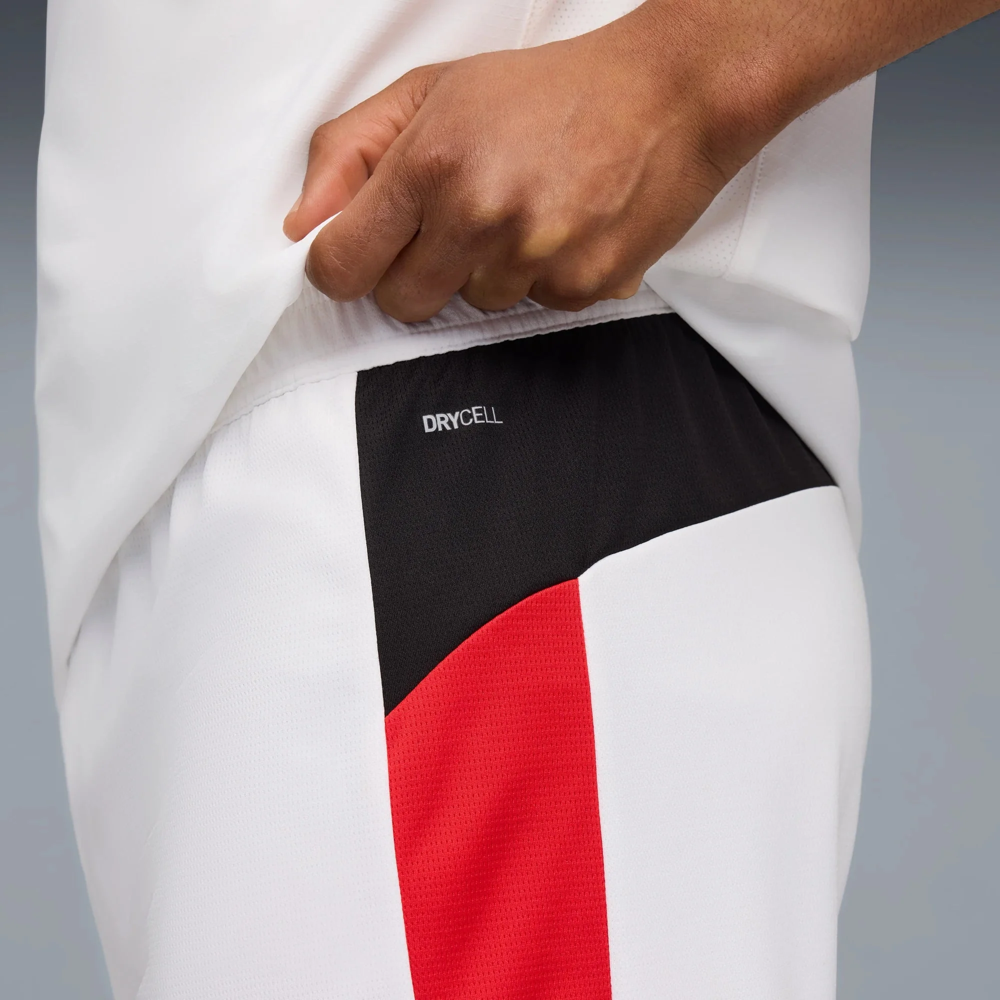 Puma 2025-26 AC Milan Men's Stadium Away Shorts - Image 6
