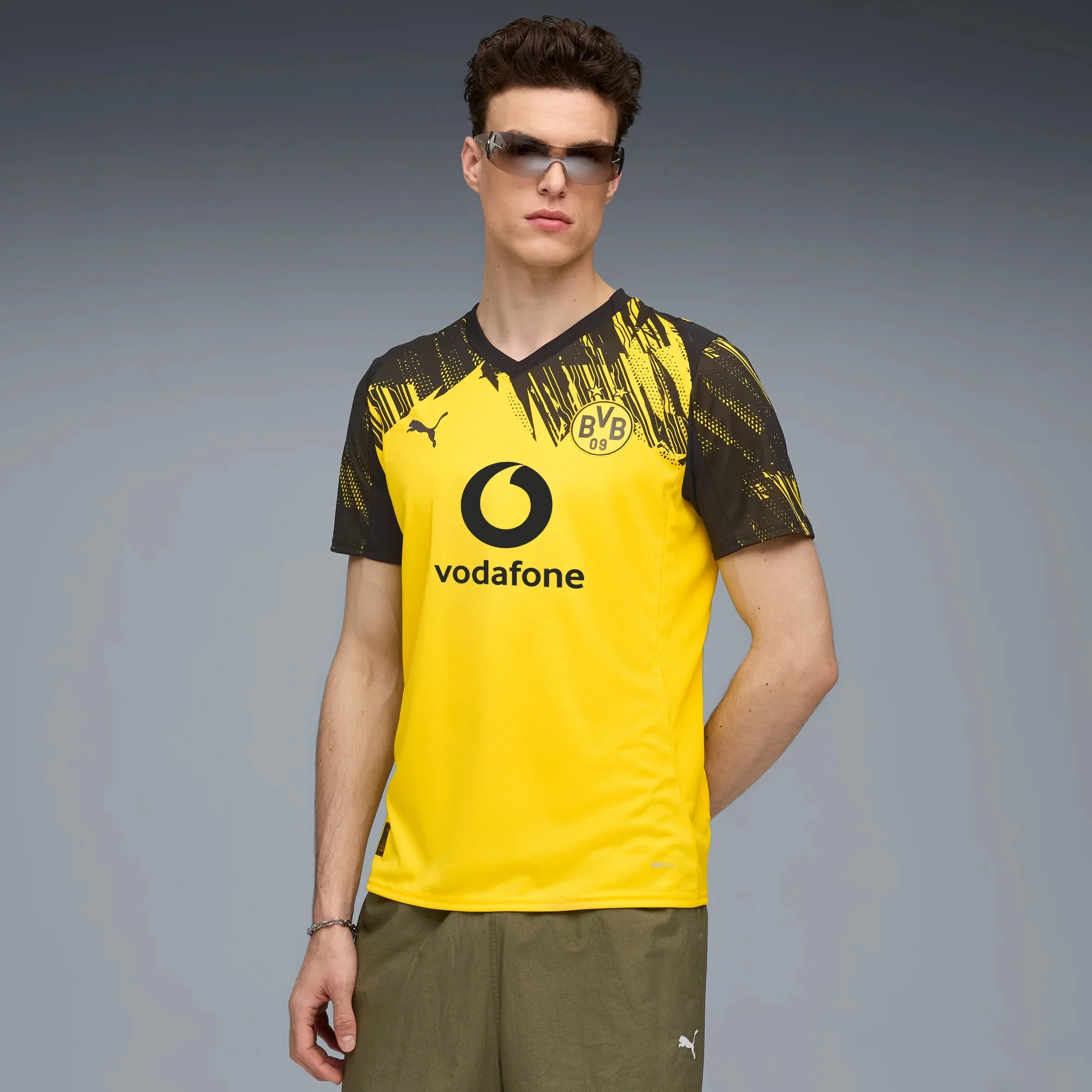 Puma 2025-26 Borussia Dortmund Men's Stadium Home Soccer Jersey - Image 3