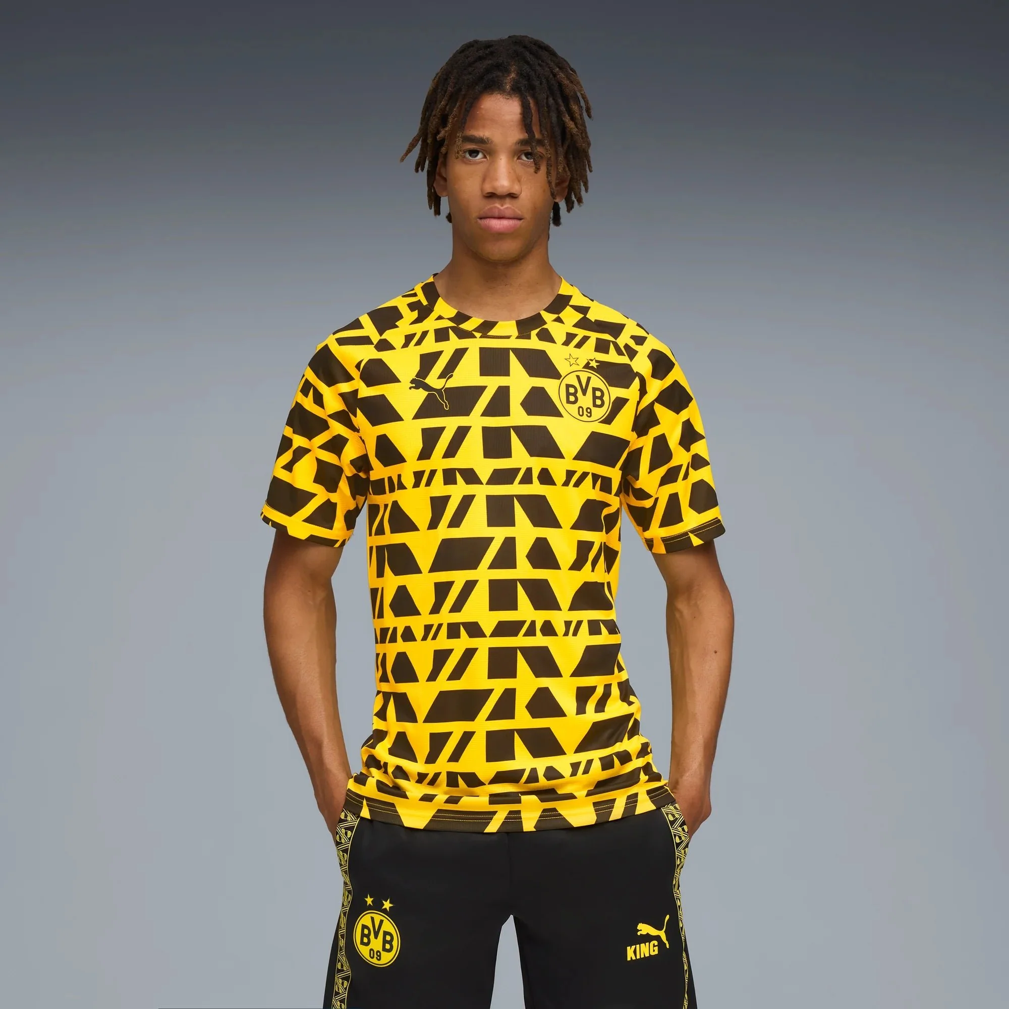 Puma 2025-26 Borussia Dortmund Men's Pre-Match Soccer Jersey - Image 3
