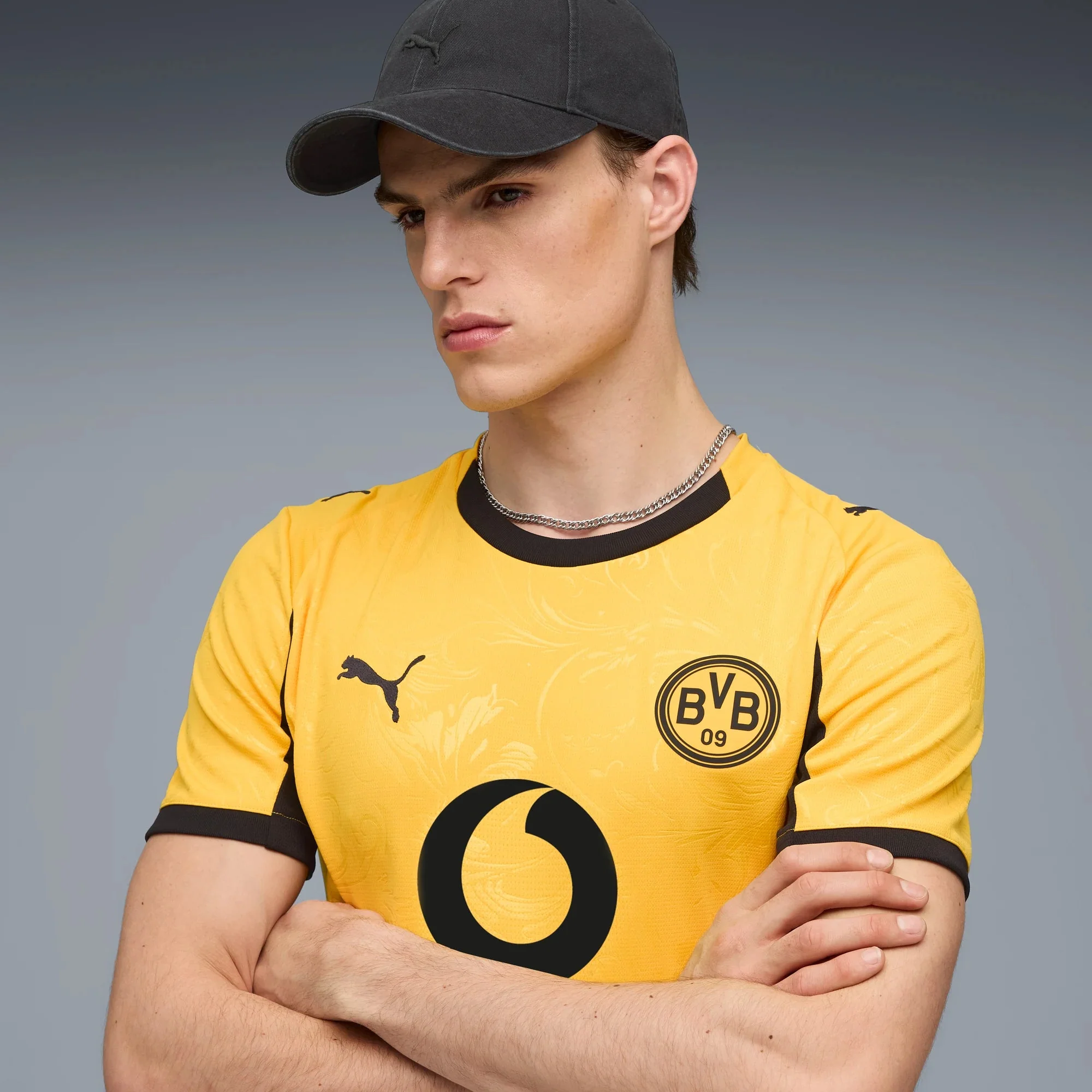 Puma 2025-26 Borussia Dortmund Men's Stadium Cup Soccer Jersey - Image 5