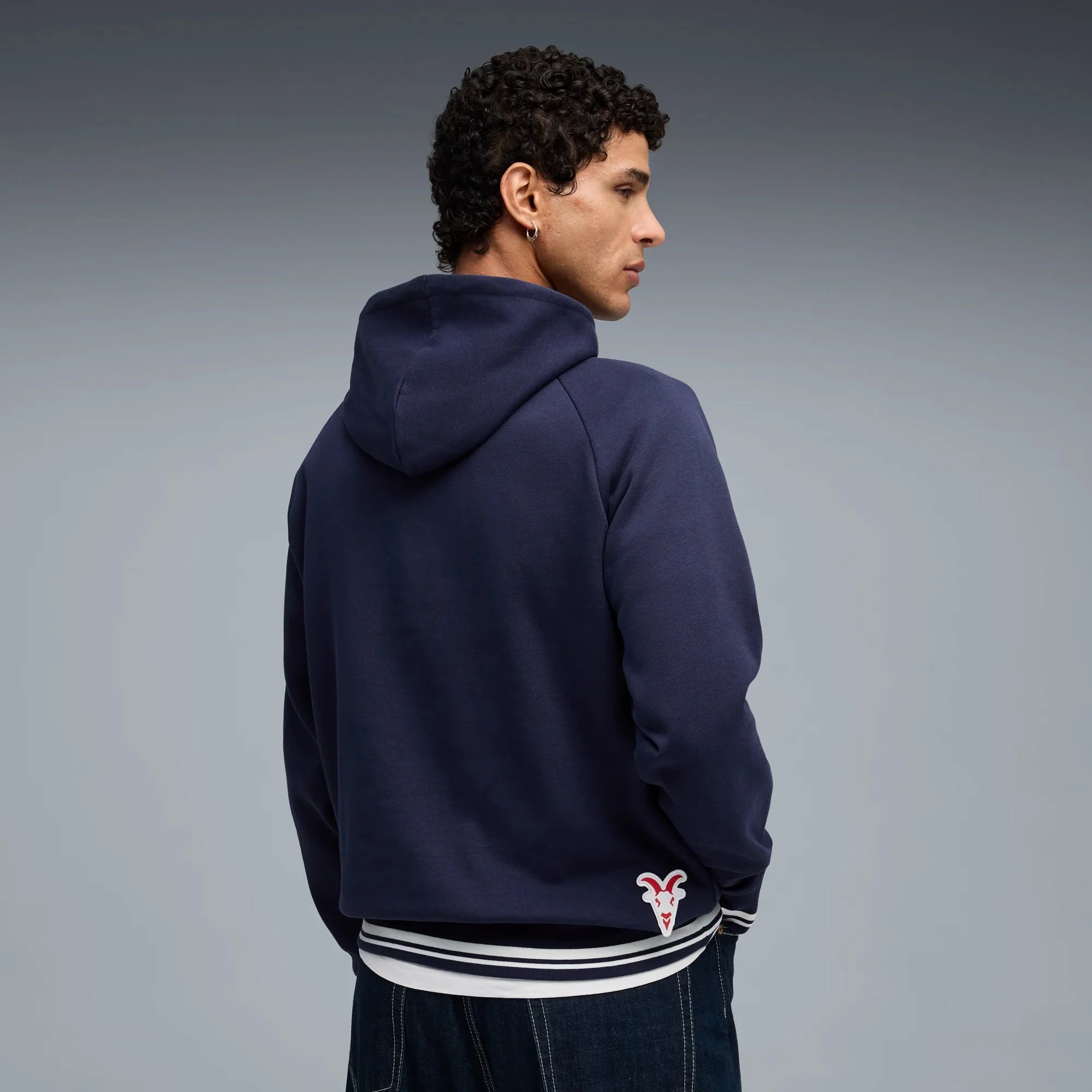 Puma 2025-26 Chivas Men's Relaxed Hoodie - Image 4