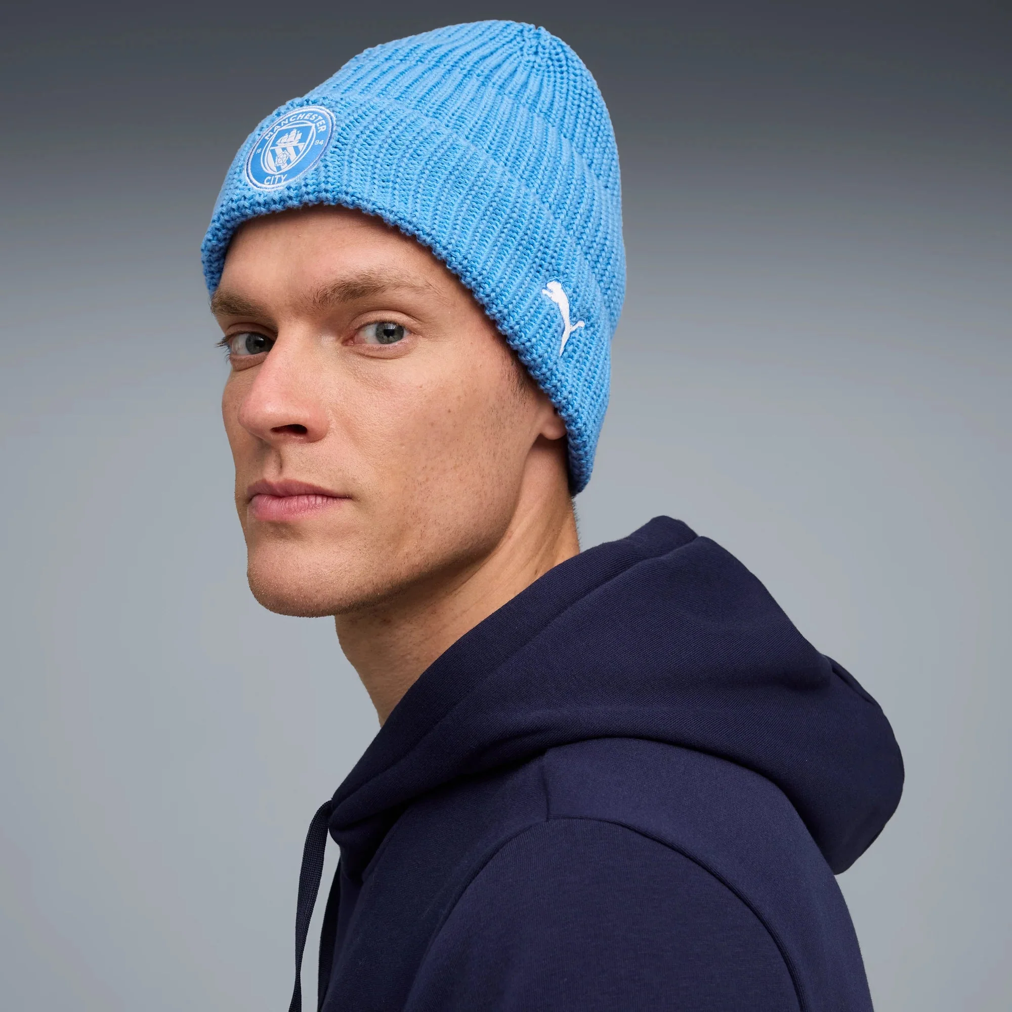 Puma 2025-26 Manchester City Essentials Beanie - Image 4