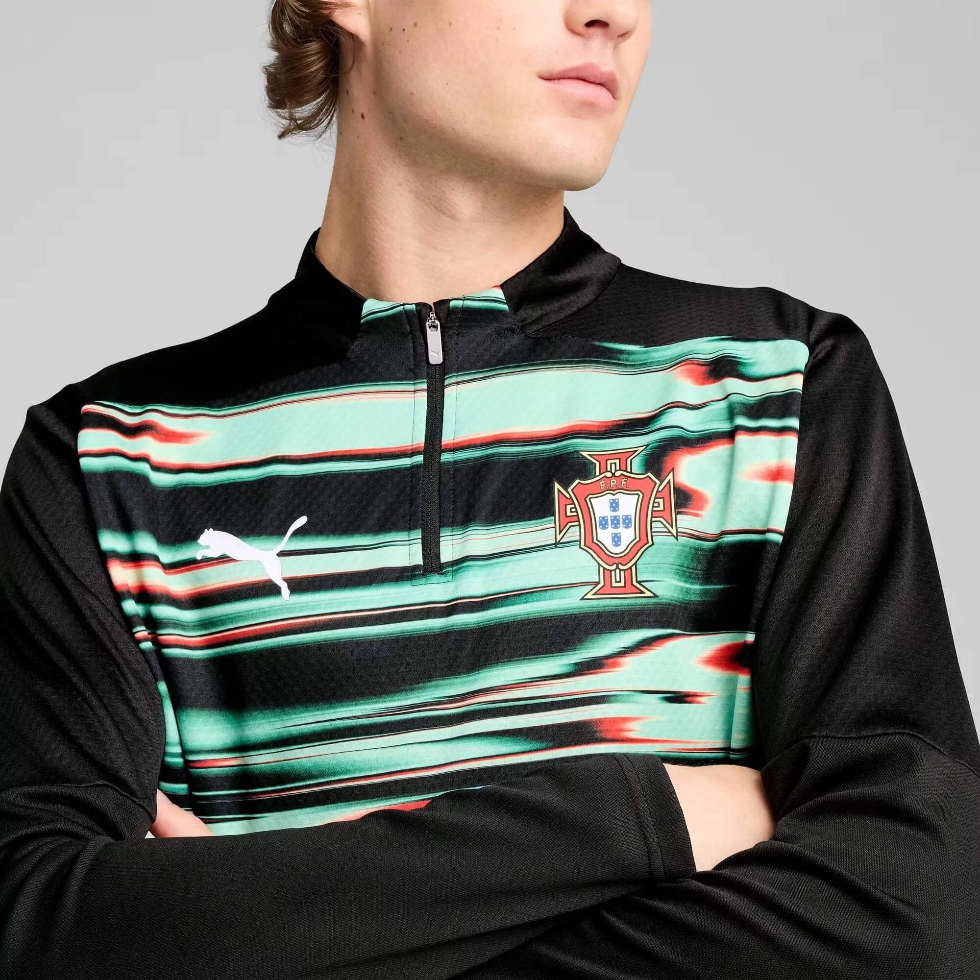 Puma 2025-26 Portugal Men's Pre-Match 1/4 Zip Top - Image 5