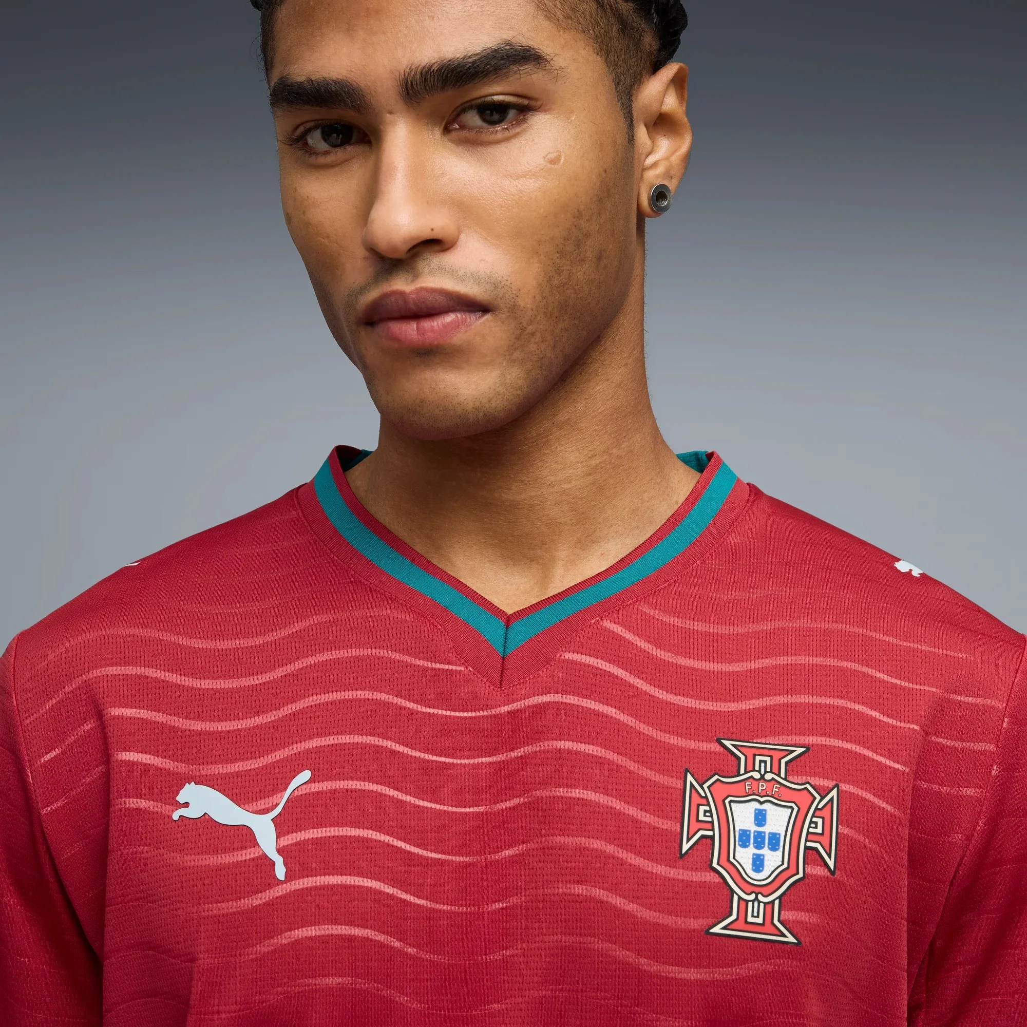 Puma 2026 Portugal Men's Stadium Home Long-Sleeve Soccer Jersey - Image 5