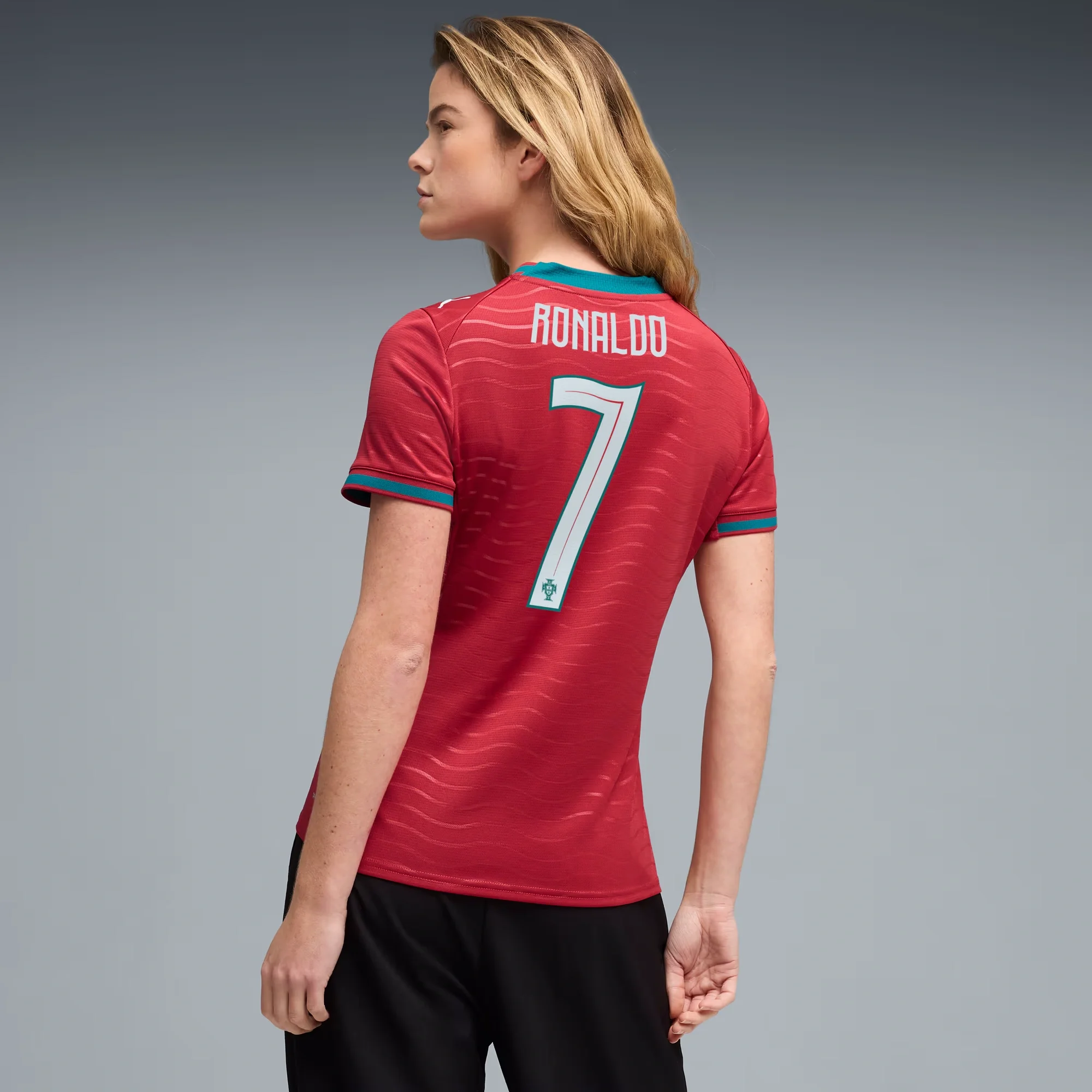 Puma 2026 Portugal Women's Stadium Home Ronaldo #7 Soccer Jersey - Image 3