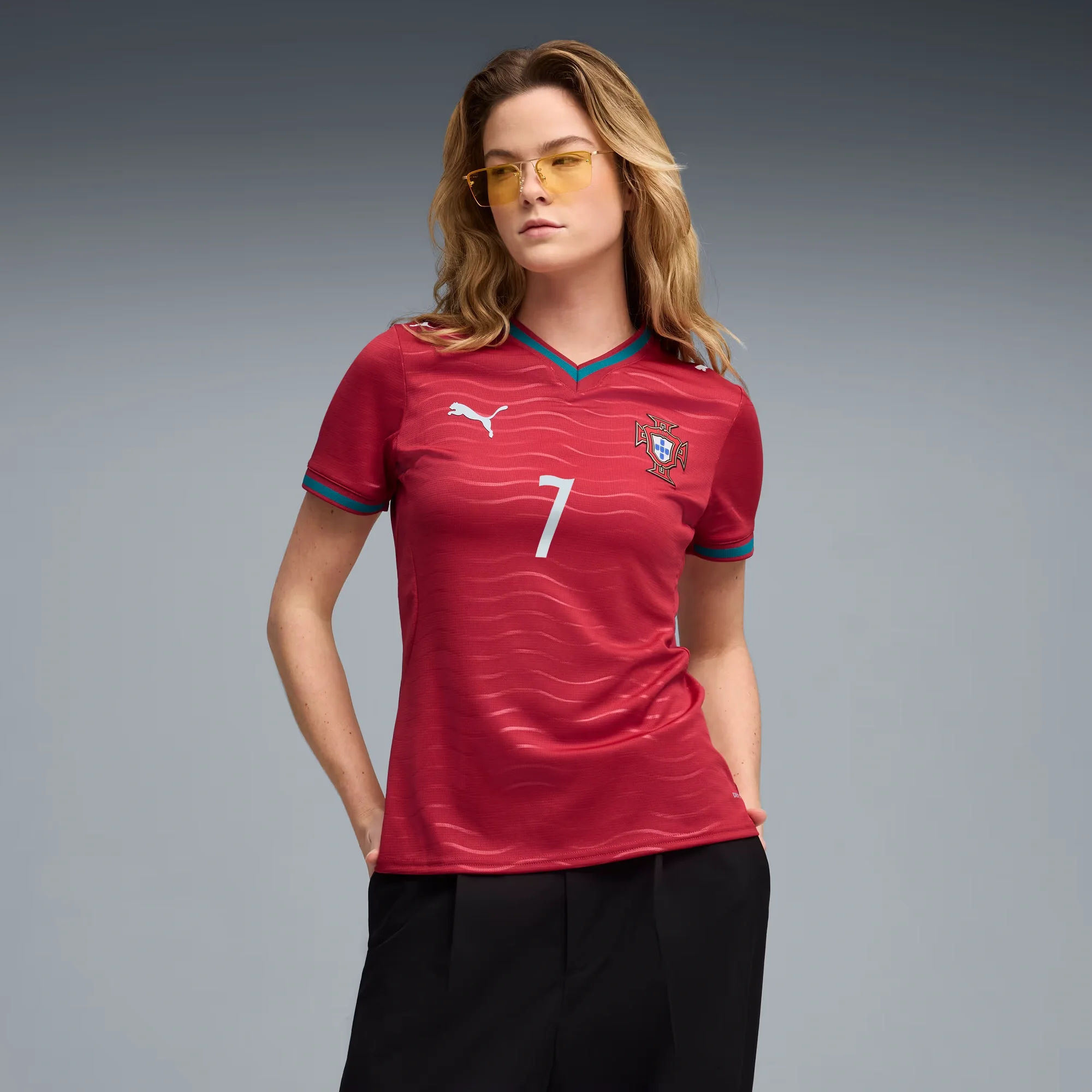 Puma 2026 Portugal Women's Stadium Home Ronaldo #7 Soccer Jersey - Image 4
