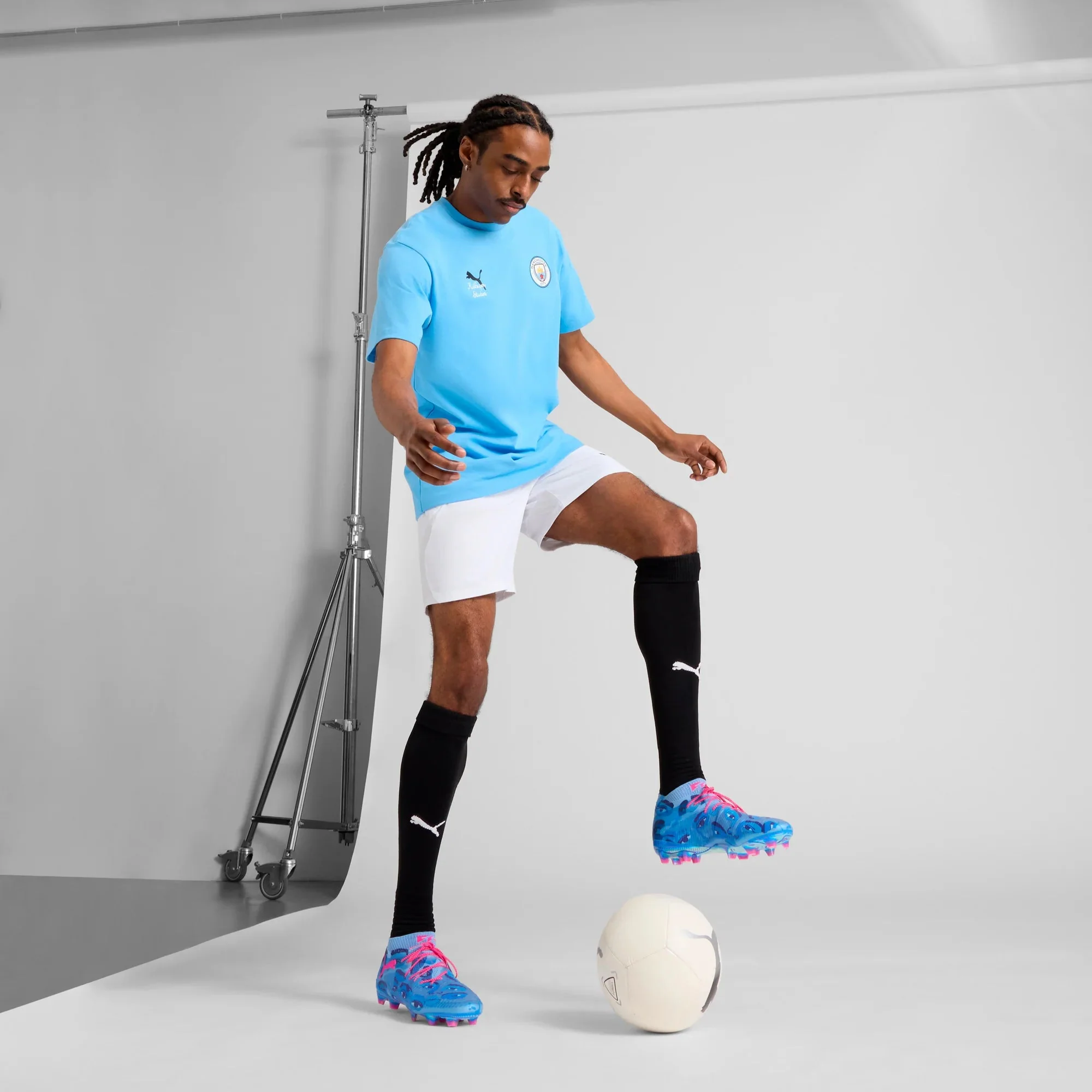 Puma Future 8 Ultimate Firm Ground Soccer Cleats - KidSuper (FA25) - Image 8