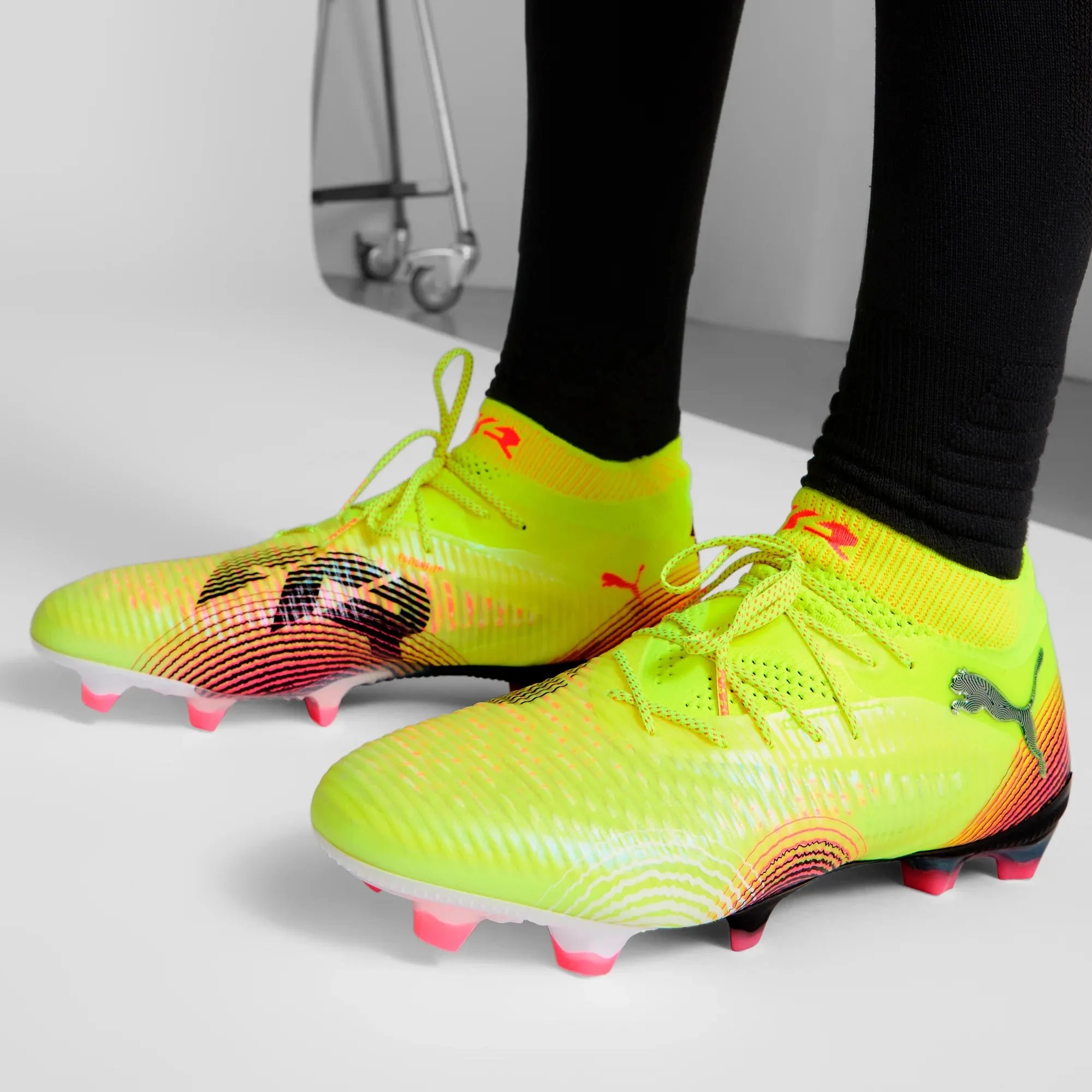 Puma Future 8 Ultimate Low Firm Ground Soccer Cleats - Audacity Pack (SP25) - Image 7