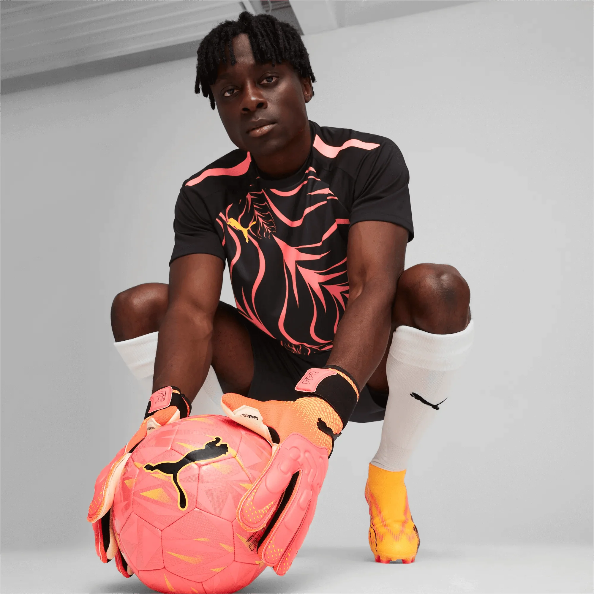 Puma Future Pro Hybrid Goalkeeper Gloves - Image 6