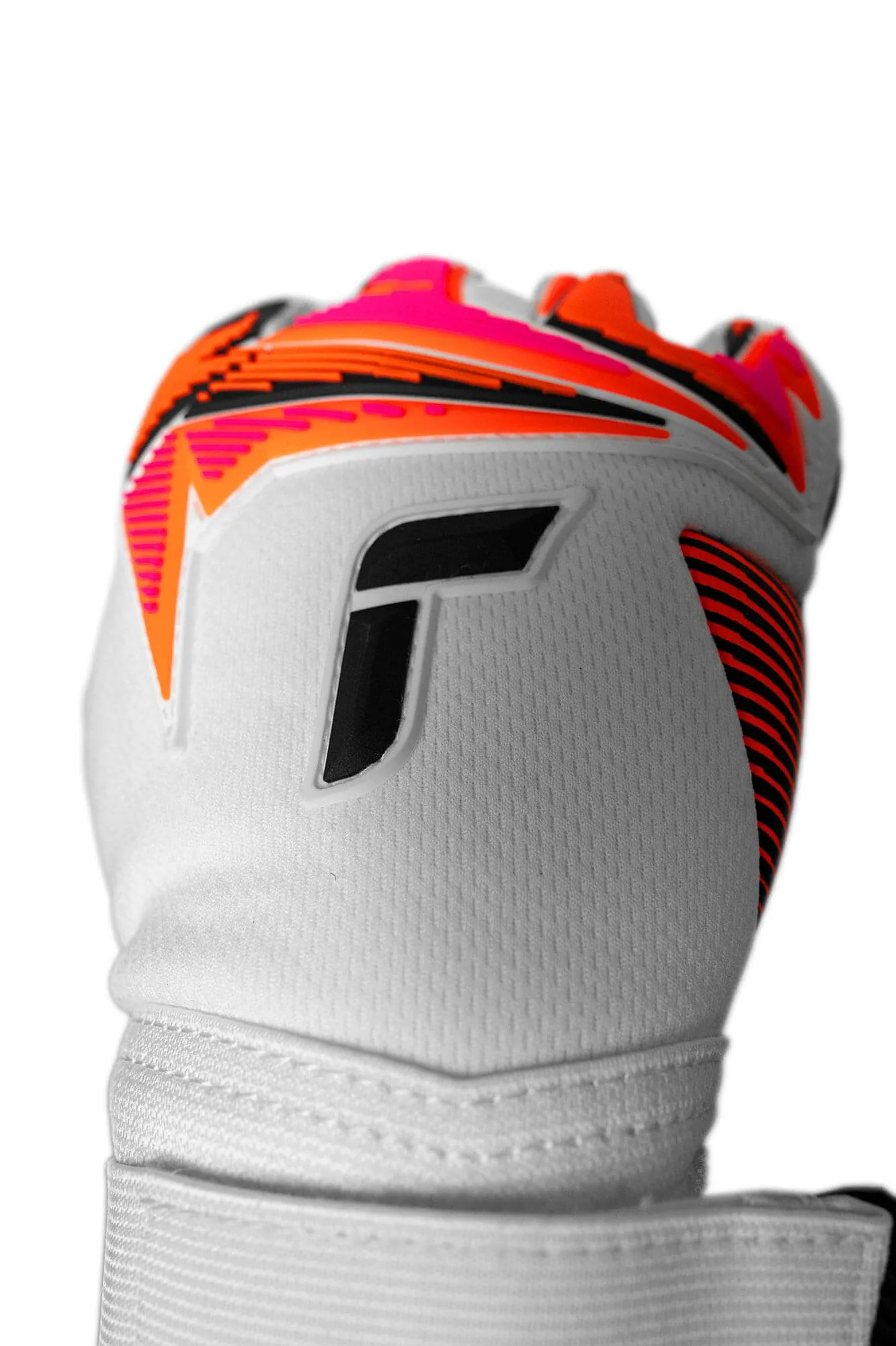 Reusch Attrakt Freegel Gold X Goalkeeper Gloves - Image 7