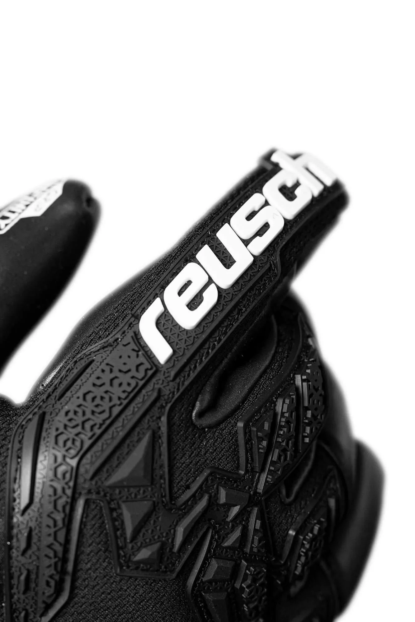 Reusch Attrakt Freegel Infinity Goalkeeper Gloves - Image 5