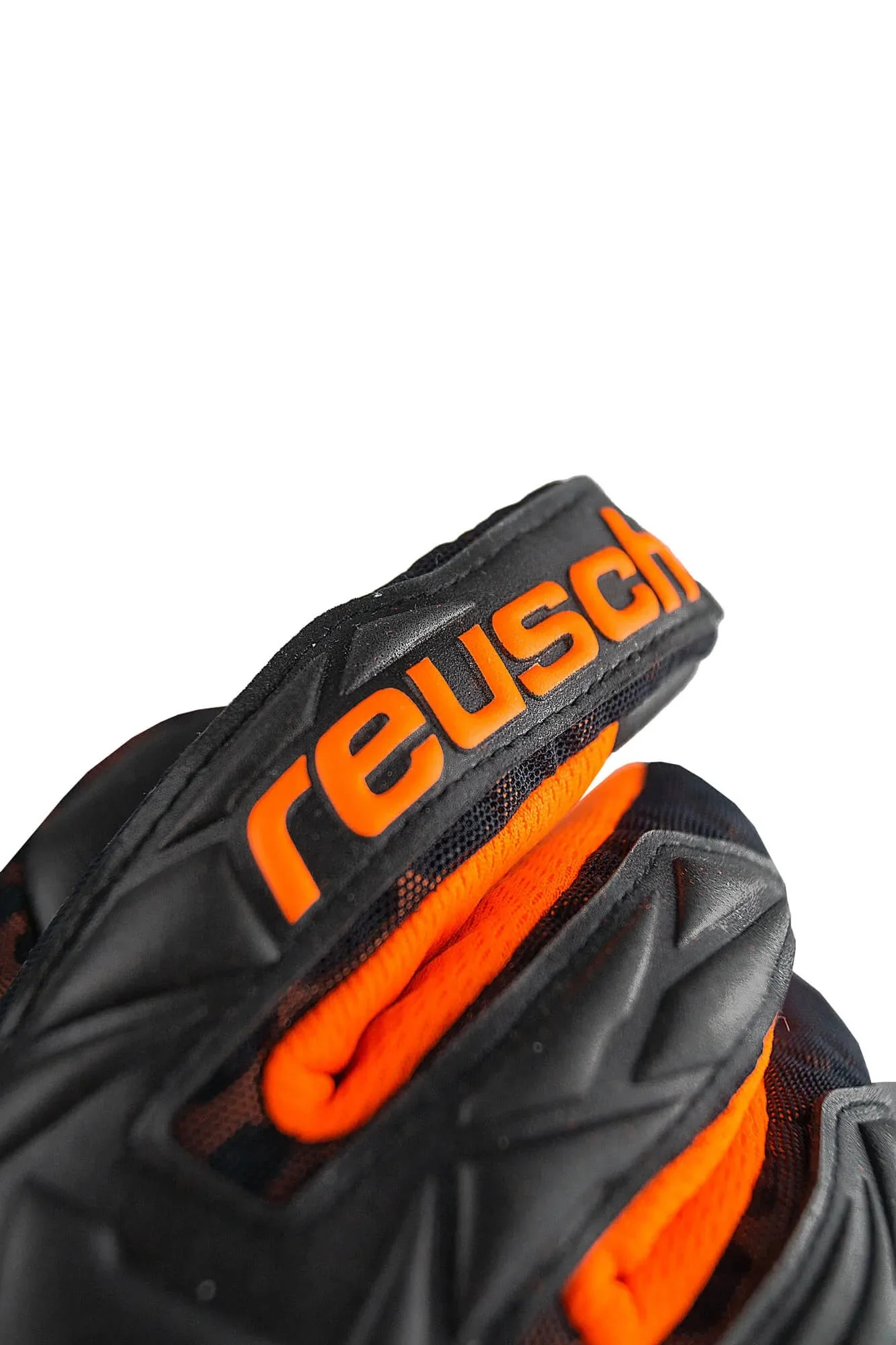 Reusch Attrakt Gold X Airvent Goalkeeper Gloves - Image 5