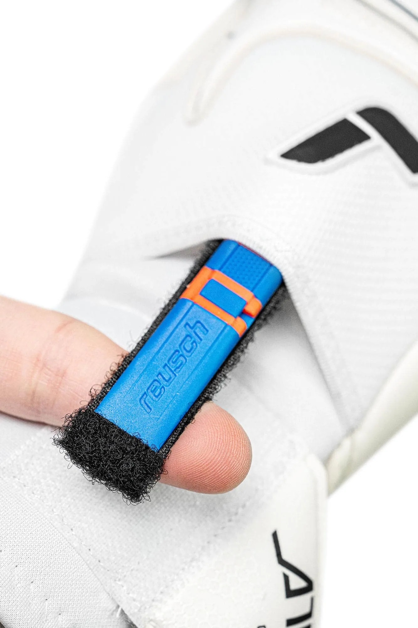 Reusch Attrakt Gold X Ortho-Tec Goalkeeper Gloves - Image 8