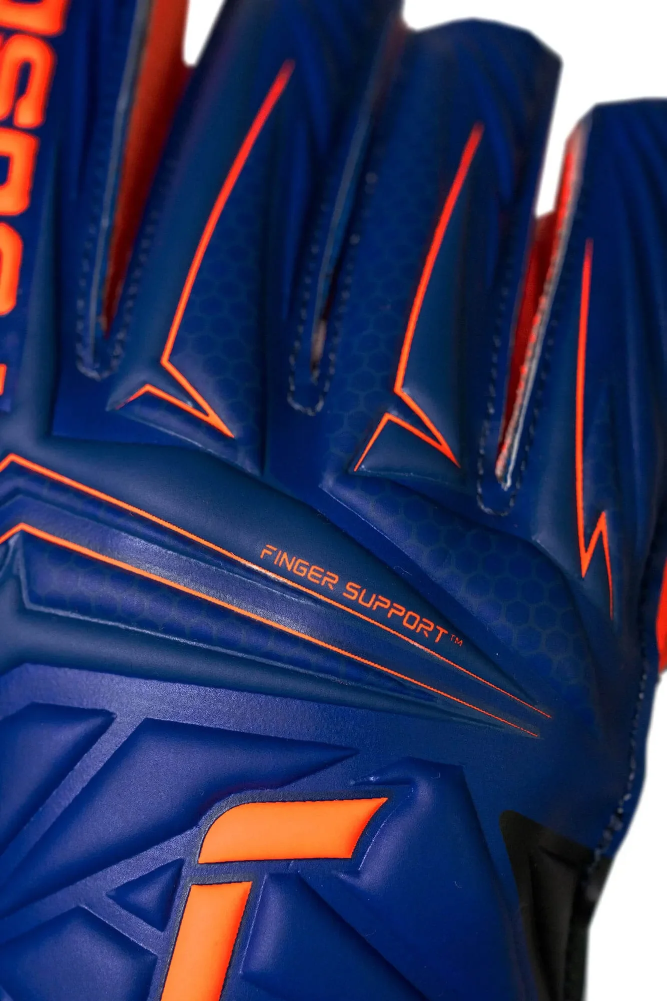 Reusch Junior Attrakt Infinity Finger Support Goalkeeper Gloves - Image 7