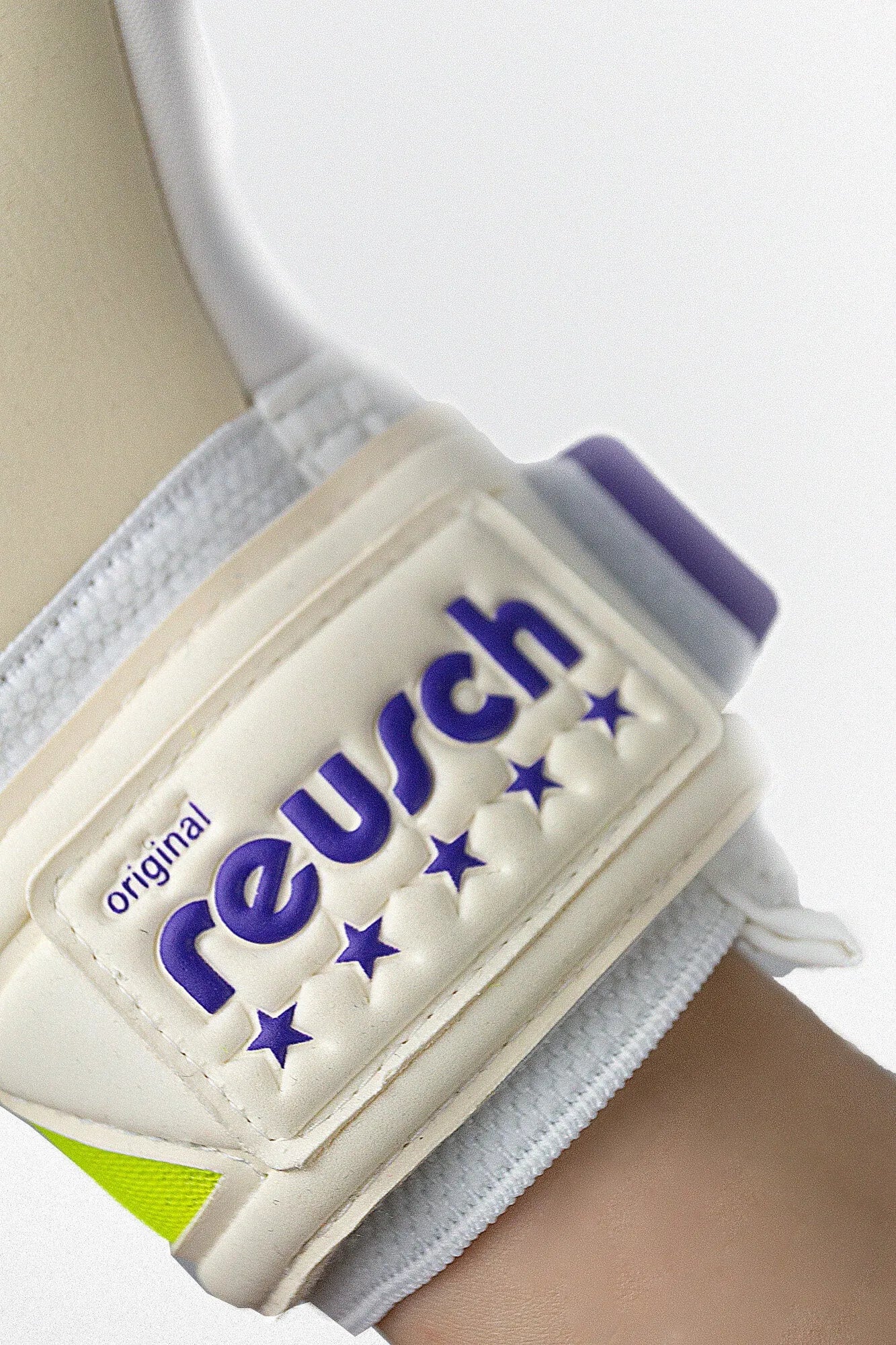 Reusch Legacy Pro AM Silver Goalkeeper Gloves - Image 6