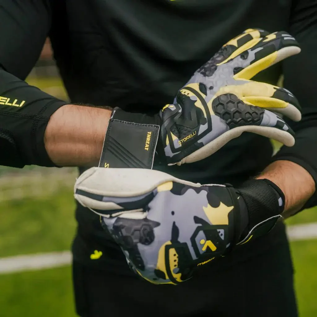 Storelli Silencer Threat FS Goalkeeper Gloves - Image 4