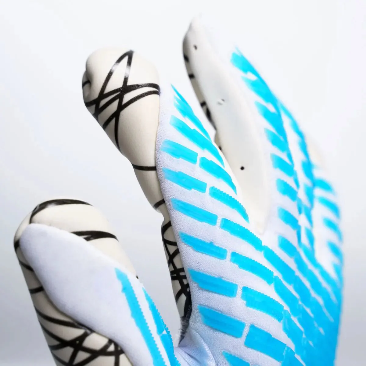 Uhlsport Cybertec Ultragrip HN Goalkeeper Gloves - Image 5