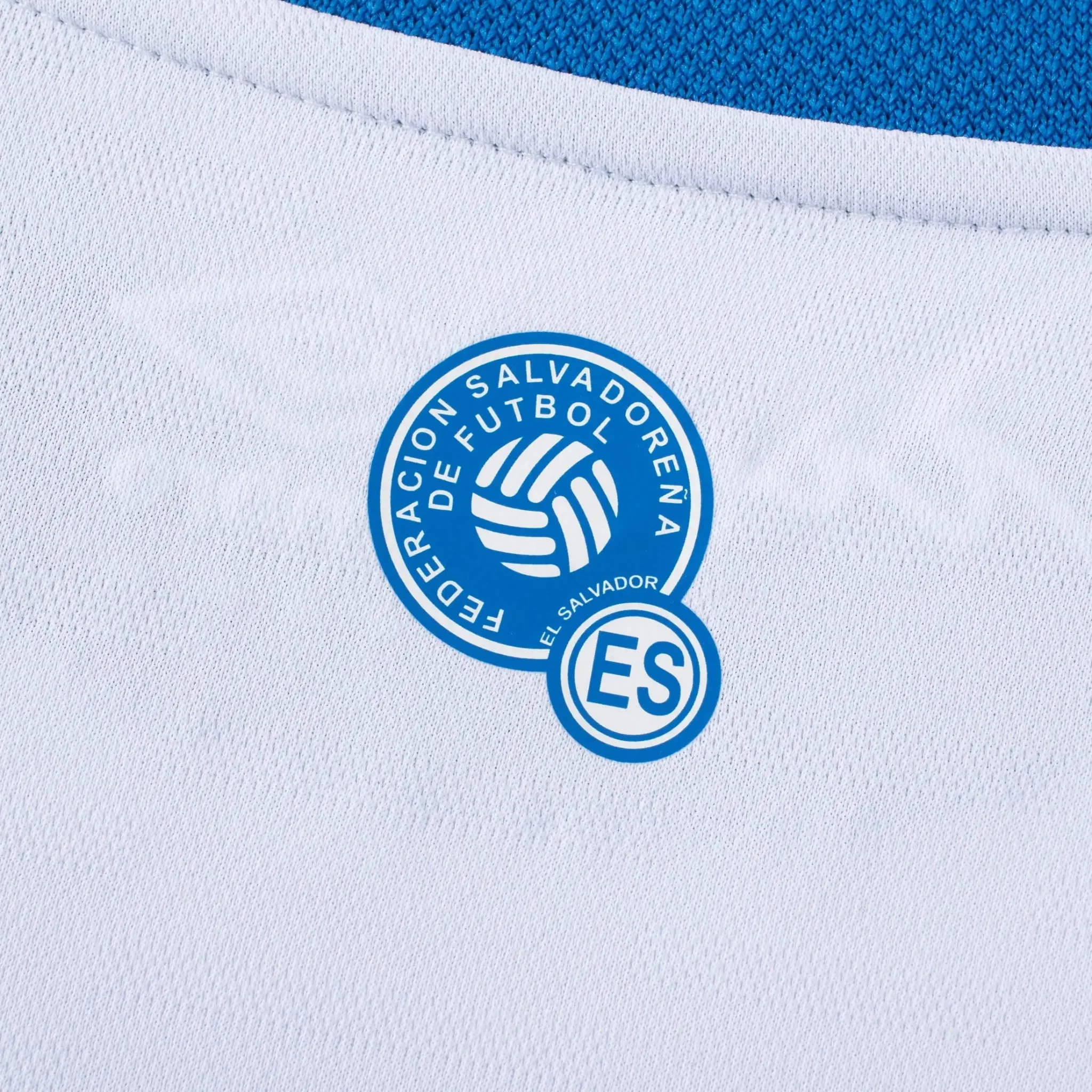 Umbro 2025-26 El Salvador Men's Stadium Away Long-Sleeve Soccer Jersey - Image 6